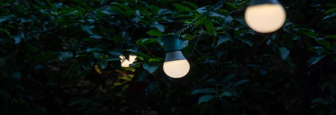 como poupar com iluminação exterior